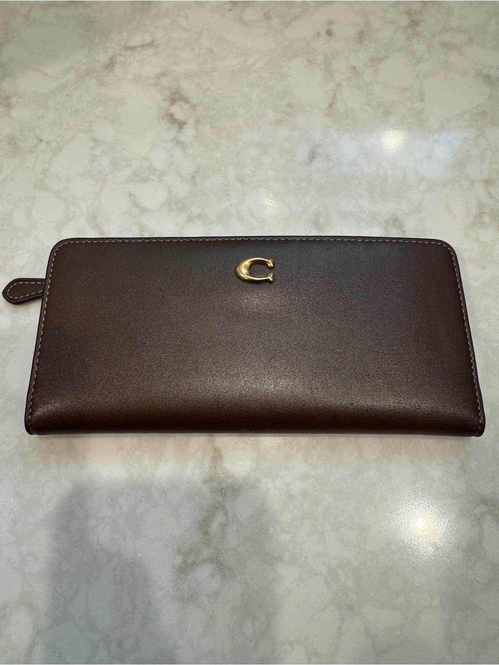 Coach Essential Slim Wallet - Picture 1 of 6